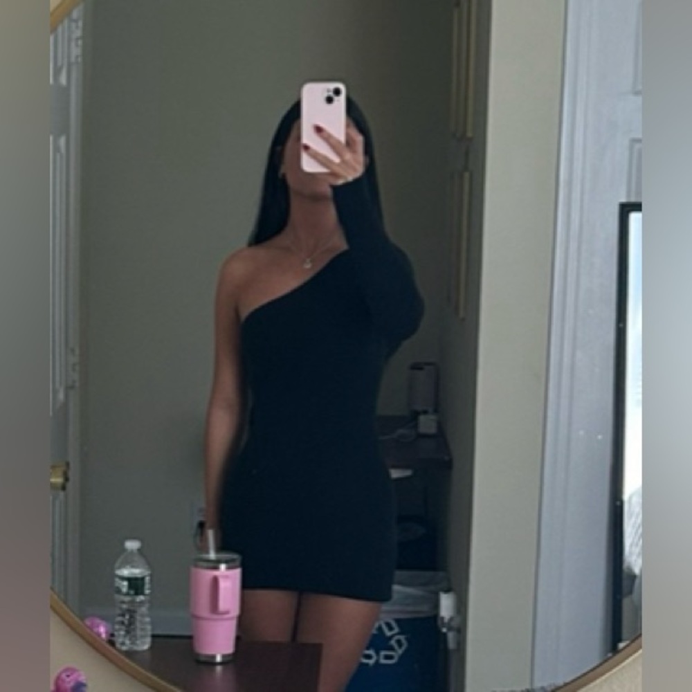Abercrombie and fitch knit sweater black one shoulder dress